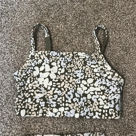 Workout Set - Picture 3 of 5